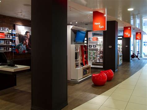 Book appointments and check <b>store</b> hours. . Corporate verizon stores near me